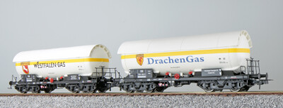 ESU 36536 Gas-Kesselwagen Set ZAG 620, Westfalengas 525 846 + Drachengas 559 166 Ep. III DB