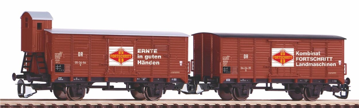 PIKO 47033 Gedeckter Güterwagen "Fortschritt" (2er Set) Ep. III DR