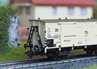 M&auml;rklin 48818 Milchwagen-Set Ep. III DB