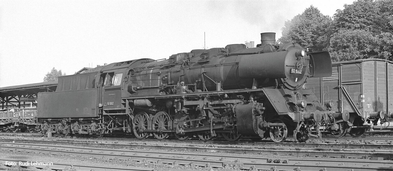 PIKO 37246 Dampflok BR 50 Ep. III DR