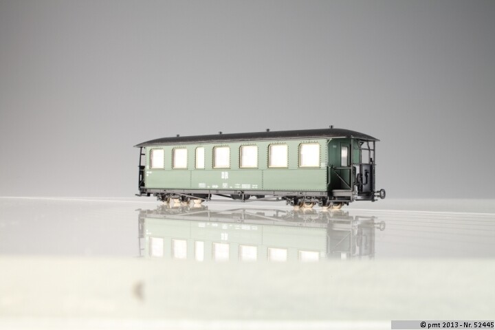 PMT 52445 Reisezugwagen grün Ep. IV DR