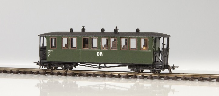 PMT 52482 Personenwagen mit Blechverkleidung Flachdach Rügen Ep. III DR