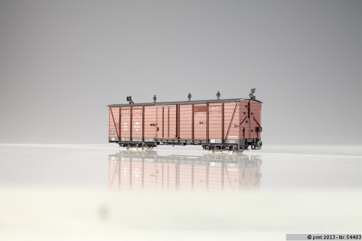 PMT 54403 Güterwagen gedeckt braun Ep. III DR