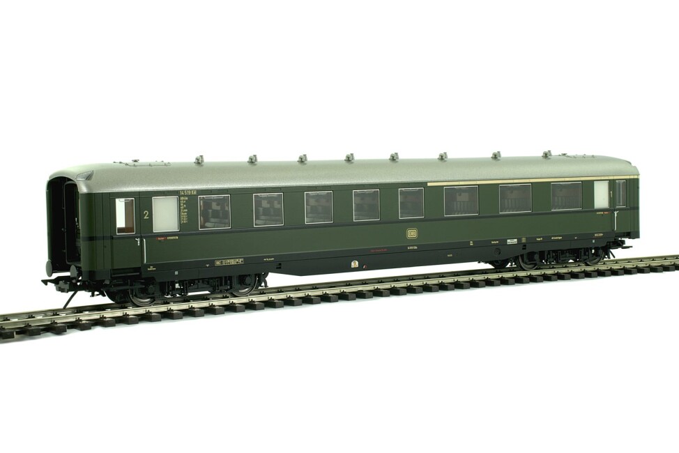 Lenz 41262-02 Schürzenwagen ABC4ü-39 chromoxidgrün Ep. III DB