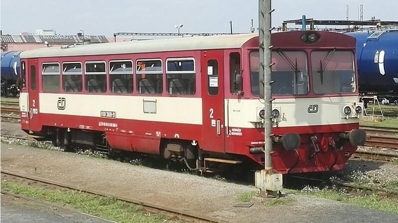 Kühn 33712 Triebwagen Rh810 rot Ep. V CD