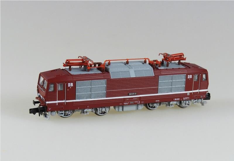 Kühn 95024 E-Lok BR230 rot Ep. V DR